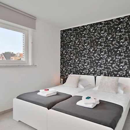 Huswell - Spacious Bungalow With Garden Near The Beach & Sea 米德尔克尔克 外观 照片