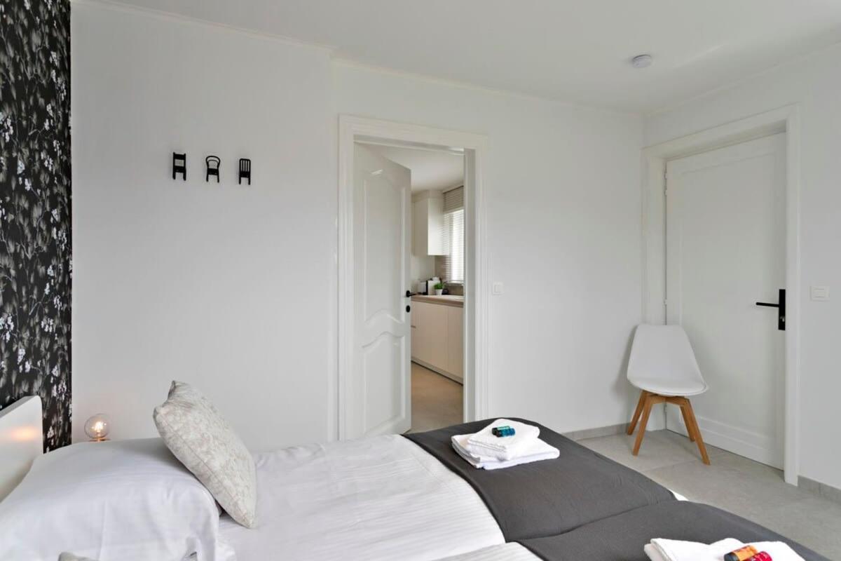 Huswell - Spacious Bungalow With Garden Near The Beach & Sea 米德尔克尔克 外观 照片